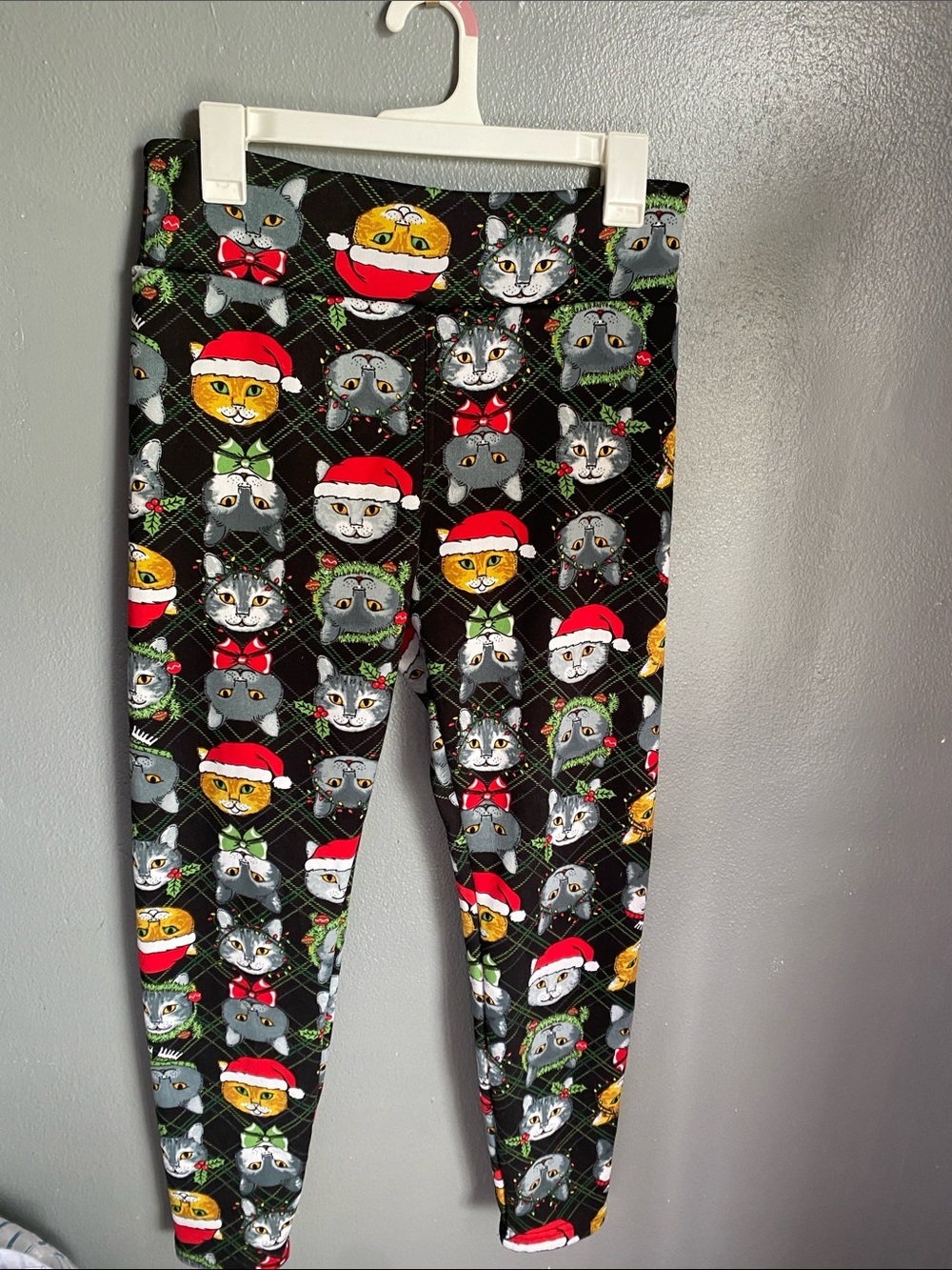 Black Holiday Cat Print Leggings